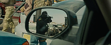 Sicario Blunt shoots